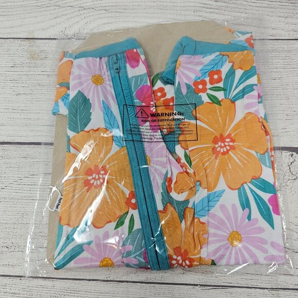 NIB Little Sleepies Beachy Blooms Zippy Size Newborn - Picture 3 of 3